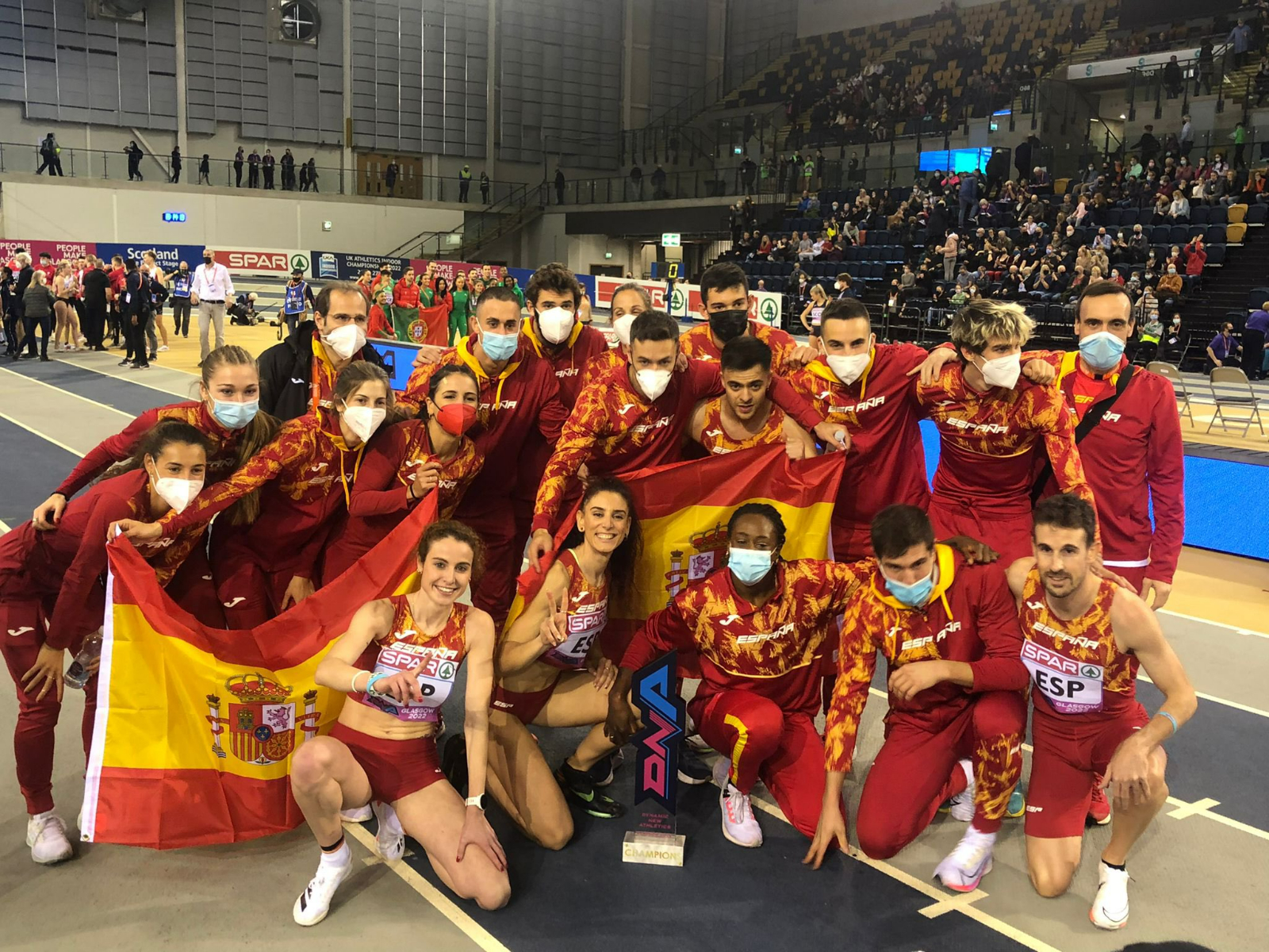 Lorena Martín y Álvaro de Arriba se cuelgan el oro con España en Glasgow