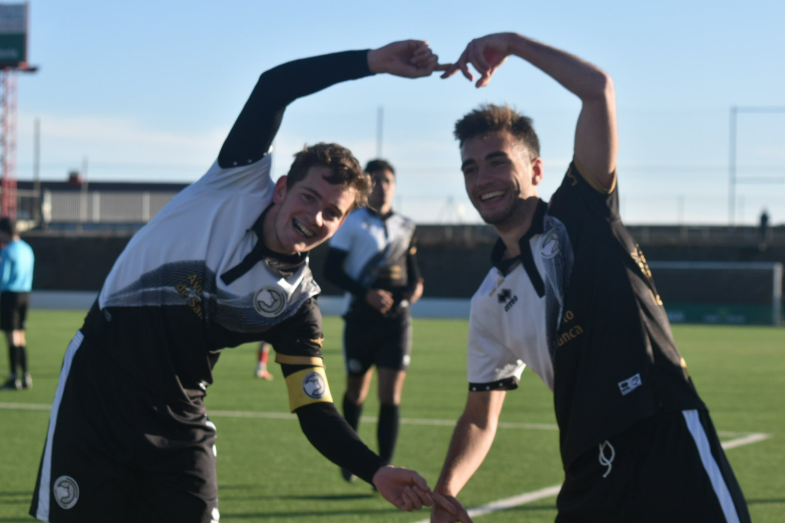 Unionistas no falla con un rival directo en la pelea por la zona alta y vence al Numancia (1-2)