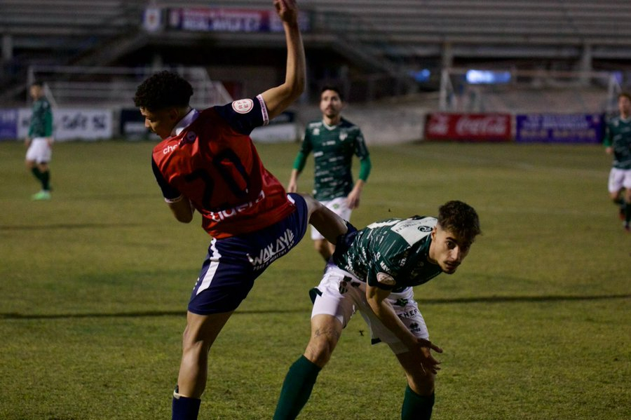 El Guijuelo empata en el partido maldito que se ha aplazado tres veces (0-0)