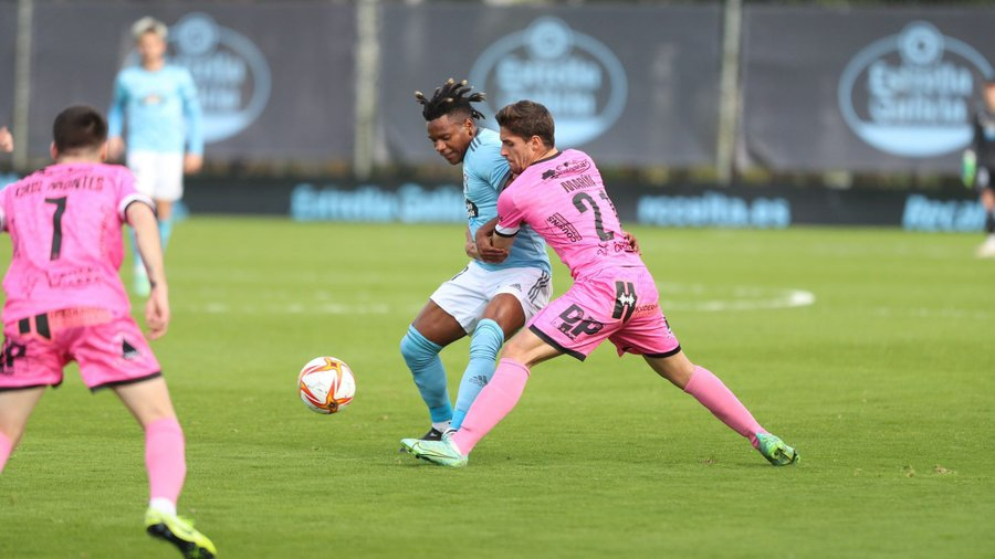 Unionistas se deja en Salamanca su versión de playoff y el Celta B gana en Barreiro (3-1)