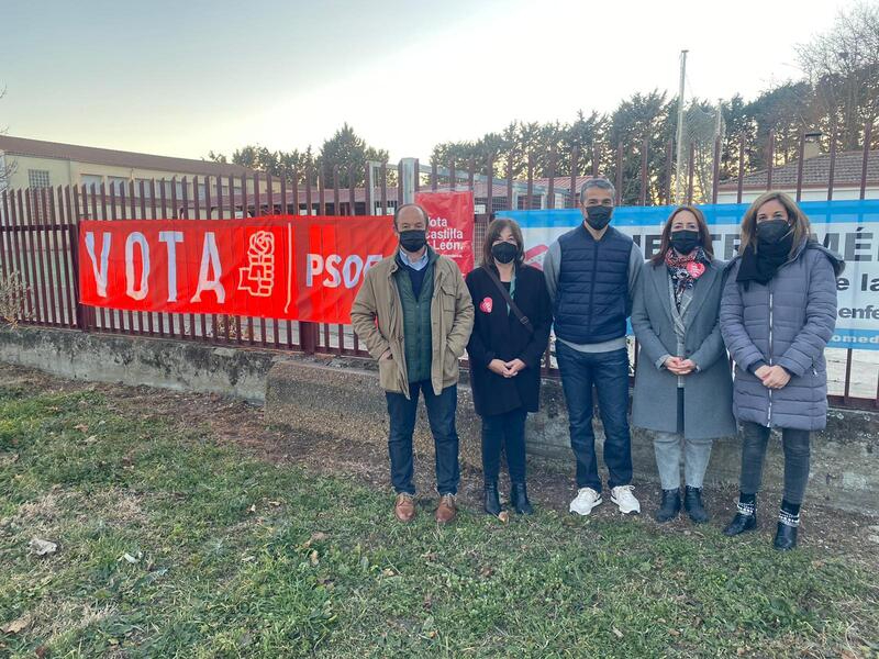 El compromiso del PSOE con el colegio comarcal de Pedrosillo el Ralo 