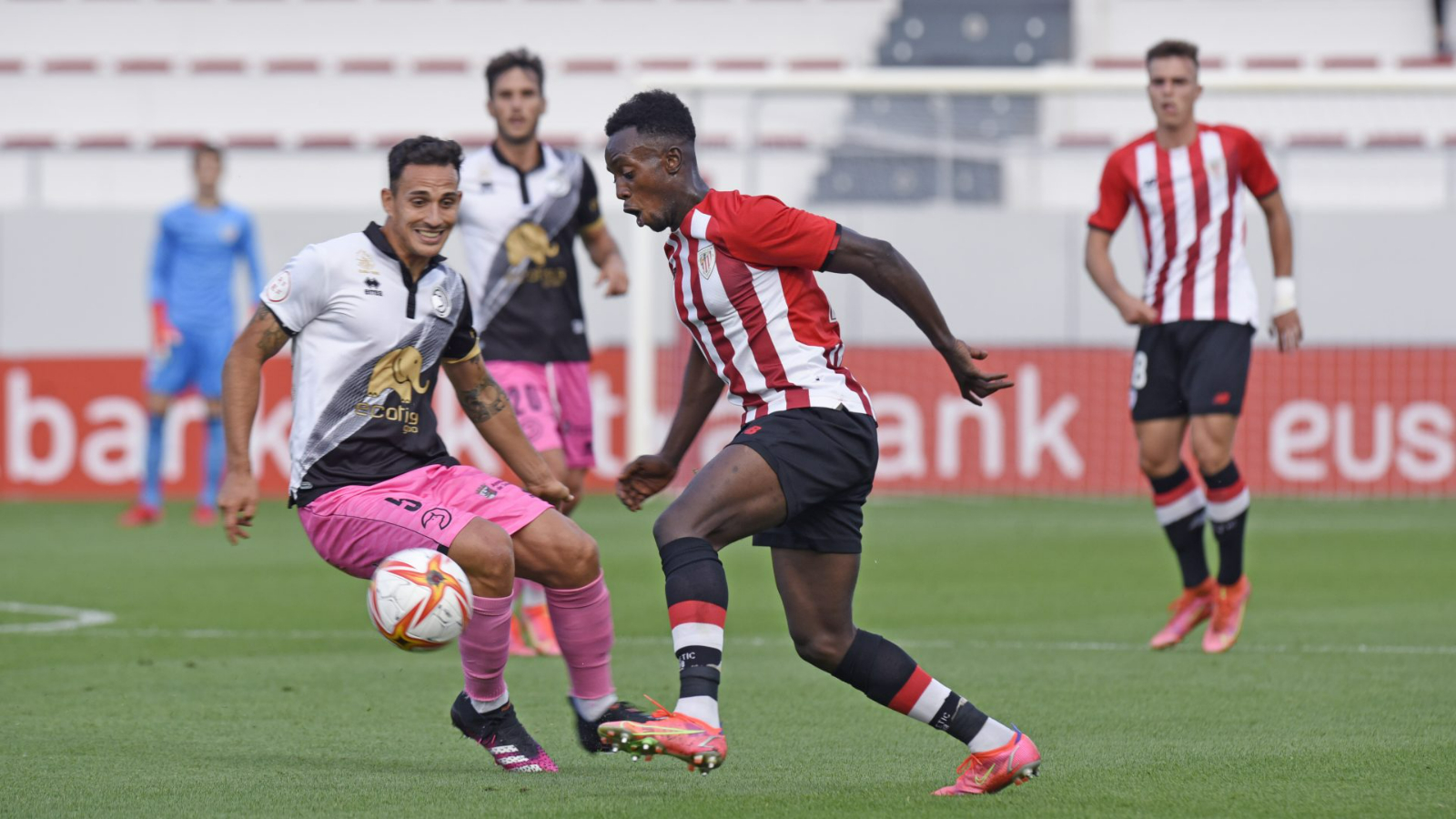 Ganar fuera de casa, la asignatura pendiente de Unionistas desde septiembre del año pasado