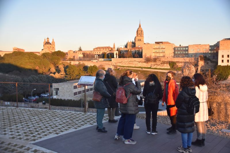 Así se preparan los guías oficiales de turismo para mejorar sus servicios a los visitantes de Salamanca