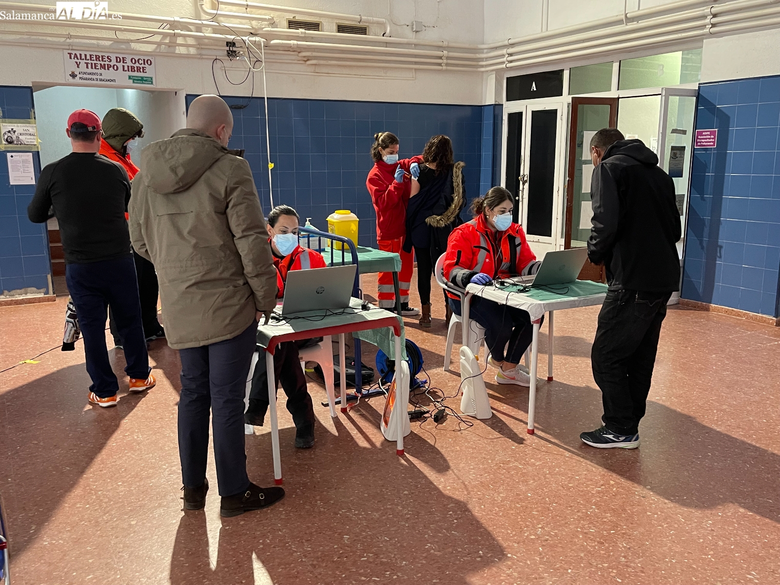 La vacunación de terceras dosis convoca a los vecinos nacidos de 1995 a 2004 