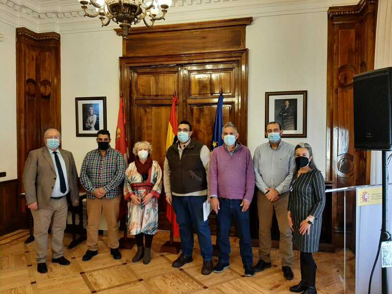 Reconocimiento a 4 radioaficionados de la provincia por su compromiso con la Red Nacional de Radio de Emergencias