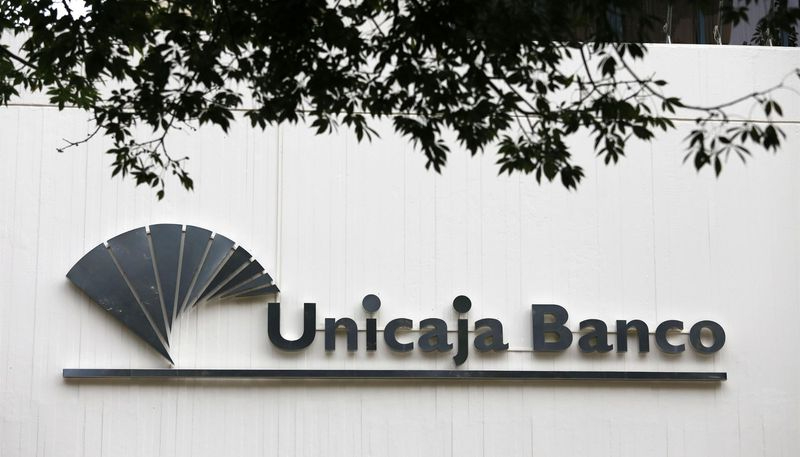 Unicaja Banco gana 137 millones de euros en 2021