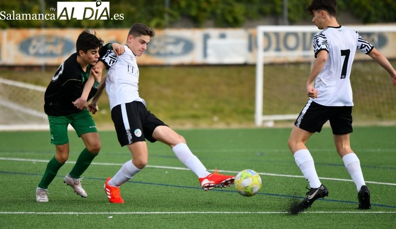 Consulta los resultados y clasificaciones del fútbol base regional con las mejores imágenes