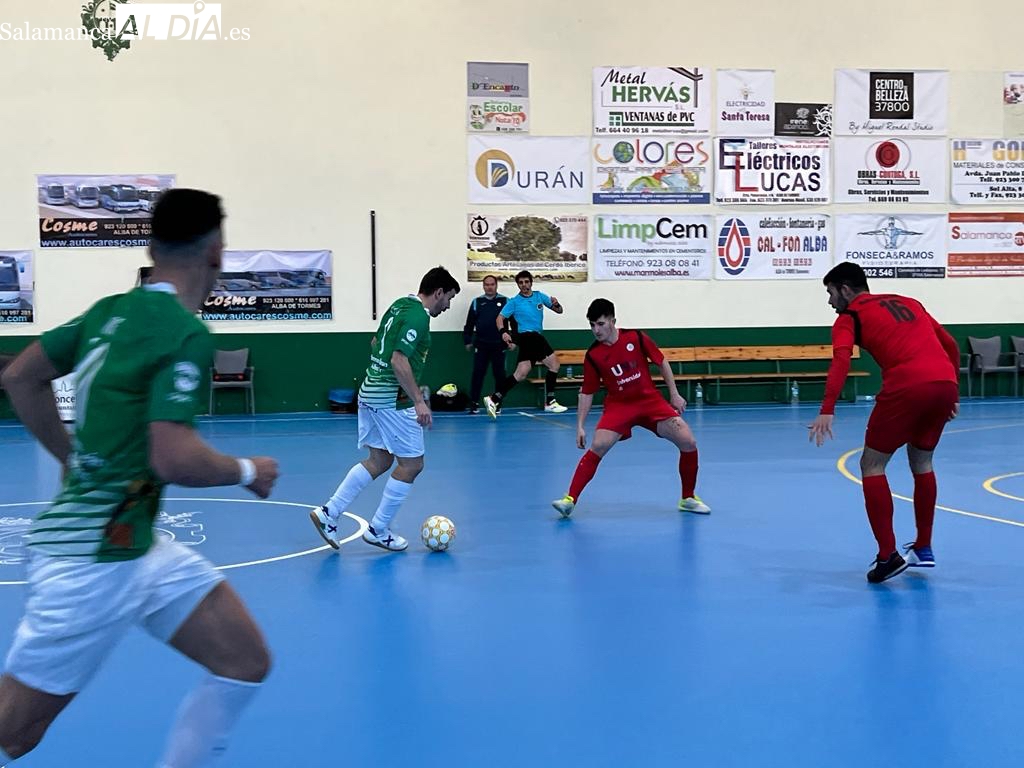 El Piensos Durán Albense se ahoga en la orilla frente al Universidad de Valladolid (3-4)
