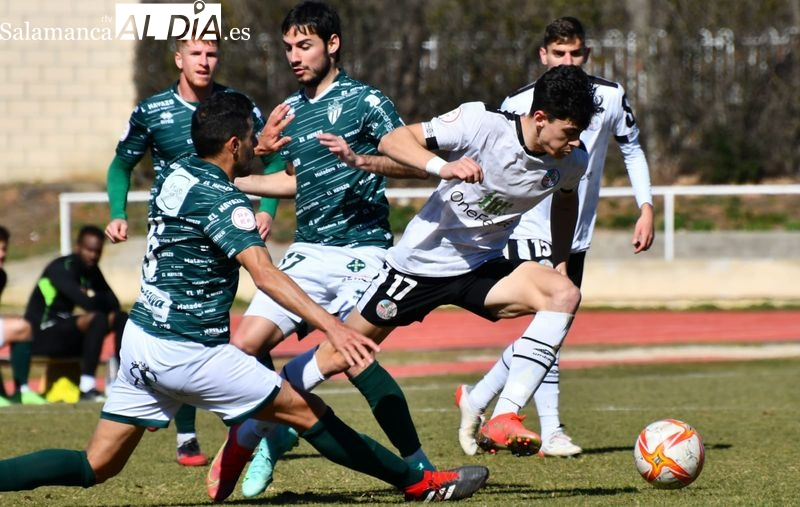 El Guijuelo y el Santa Marta se llevan los derbis ante el Salamanca UDS B y el Ciudad Rodrigo (0-2/2-0)