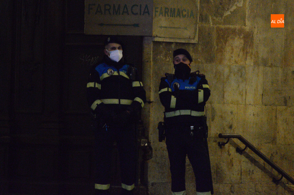 La Policía Local detiene al dueño de un local tras incumplir el horario de cierre