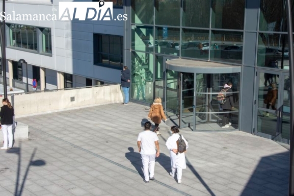 El Hospital de Salamanca registra la cifra más baja de hospitalizados con COVID-19 en lo que va de mes 