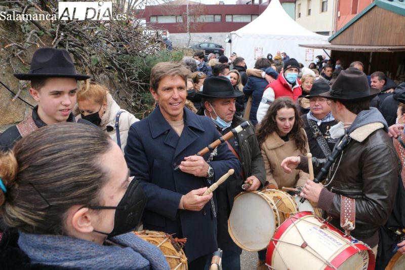 Los arrieros ponen color en una matanza de Guijuelo protagonizada por El Cordobés