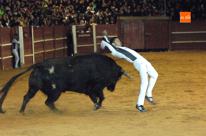 Se ponen a la venta las entradas anticipadas del VIII Concurso Goyesco de recortadores para la noche del domingo de Carnaval