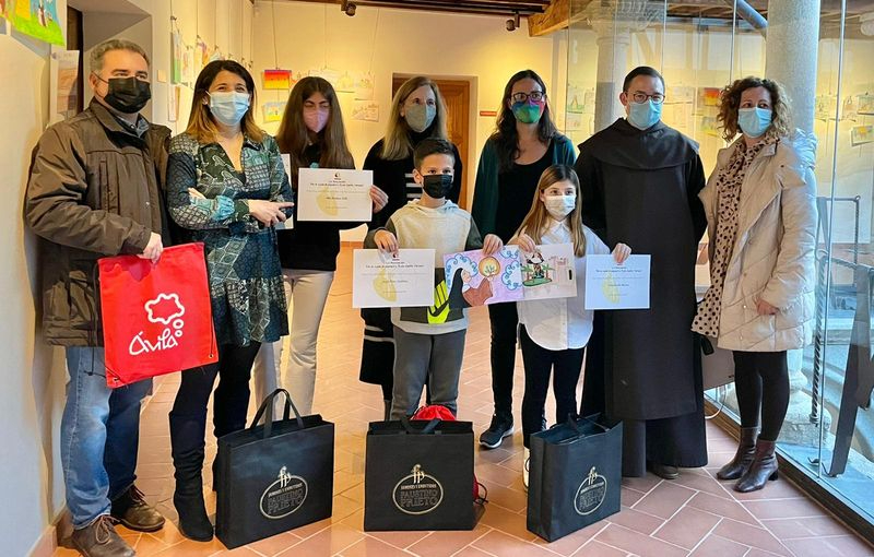 Lucía Acevedo y Javier Pérez, dos albenses premiados por la asociación De la Cuna al Sepulcro