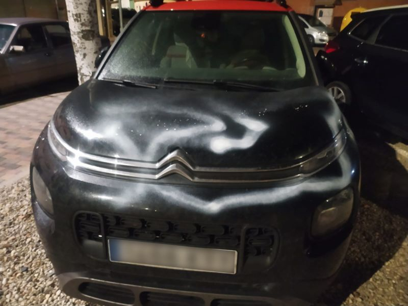 Vandalizan el coche del alcalde de Doñinos