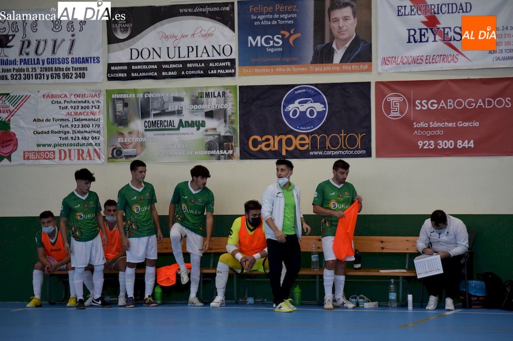 Más problemas para el Piensos Durán Albense con su tercera derrota a domicilio en Pontevedra (6-4)