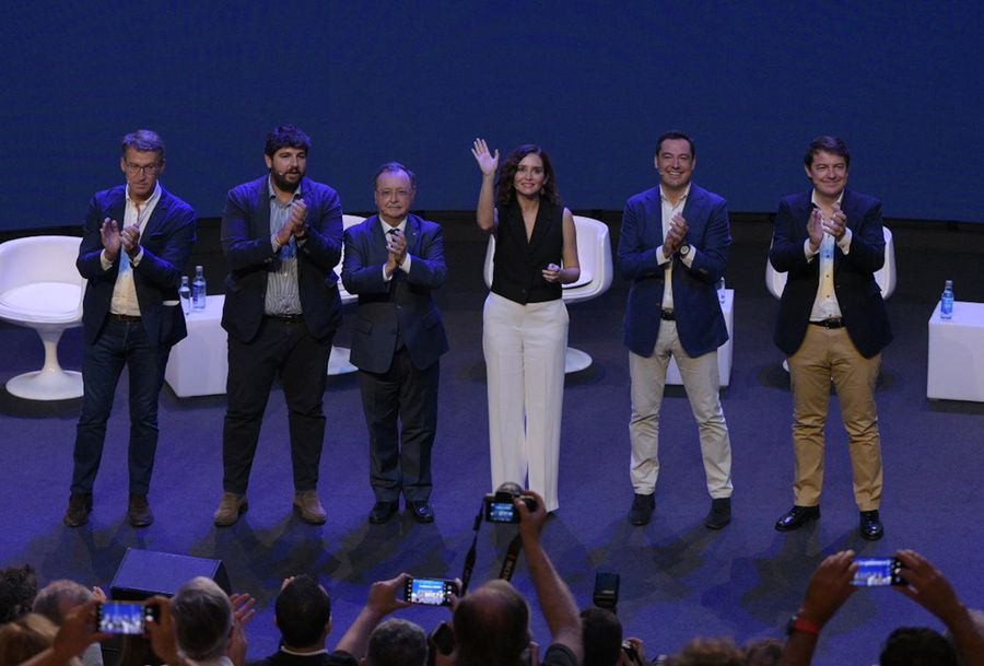 Pablo Casado cita este miércoles a los presidentes regionales y deja fuera a Ayuso