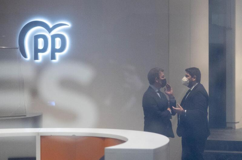 El momento más tenso de la cumbre de Casado con los barones del PP