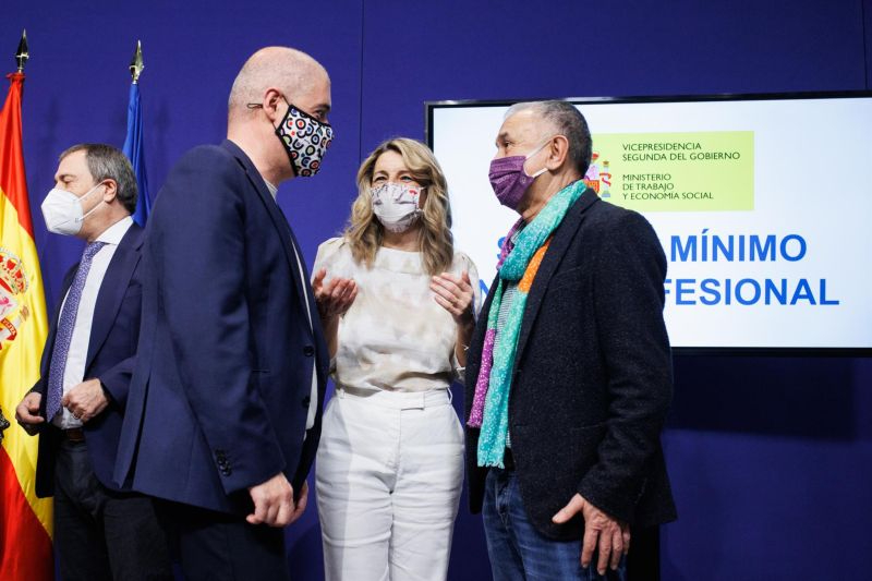 El Gobierno aprobará el martes la subida del SMI a 1.000 euros 