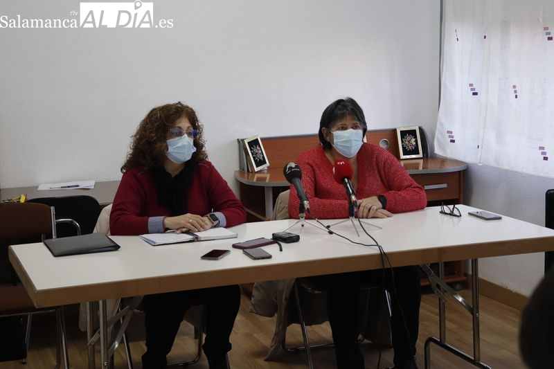 Vecinos de tres barrios se manifestarán para exigir una nueva línea de autobús urbano a los Hospitales