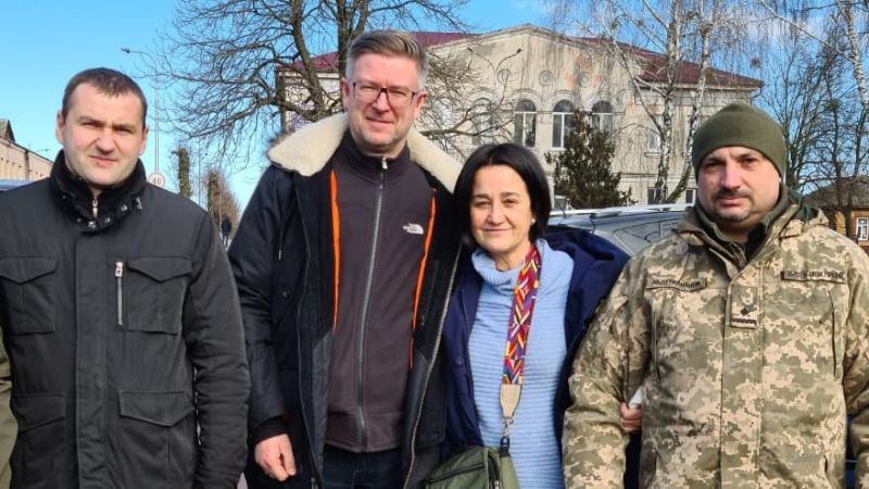 Mañueco agradece que la embajadora vallisoletana Silvia Cortés viaje con la delegación de españoles