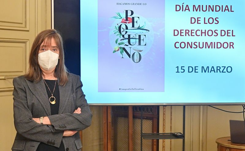Los contratos de móviles e internet, la luz y el gas acaparan la mayoría de las quejas de los consumidores salmantinos