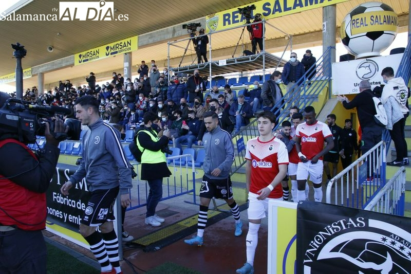 El jugador del Racing de Santander que maravilló y marcó gol en el Reina Sofía a Unionistas ficha por el Barcelona