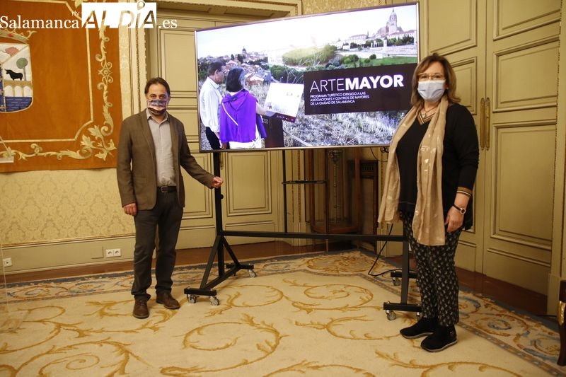 Visitas guiadas ‘a la carta’ y gratuitas para que las personas mayores de la ciudad descubran los monumentos salmantinos