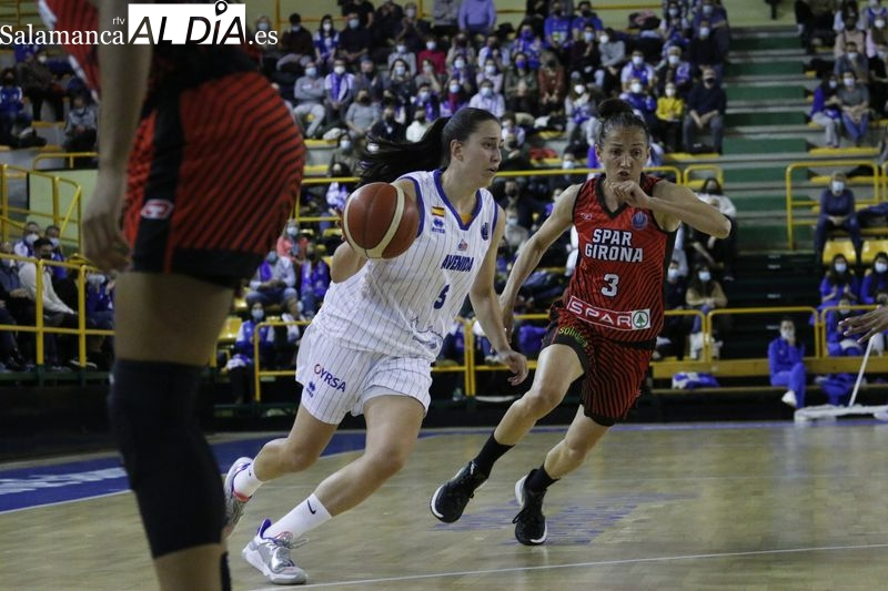 El Perfumerías Avenida agranda su leyenda y se acerca a la Final Four ante el Uni Girona (77-63)