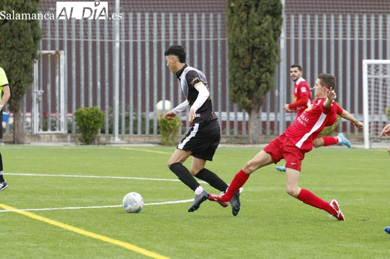 Sorpasso del filial de Unionistas al dar un golpe sobre la mesa ante el Navega y ponerse líder