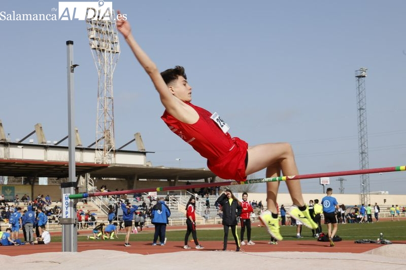 Los Juegos Escolares llenan Las Pistas de diversión