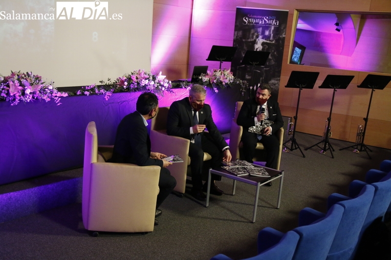 La revista Christus anuncia la llegada de la Semana Santa de Salamanca