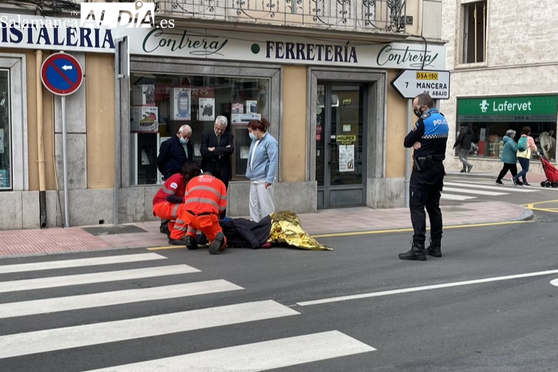 Herida una mujer en Peñaranda, tras ser golpeada por un coche