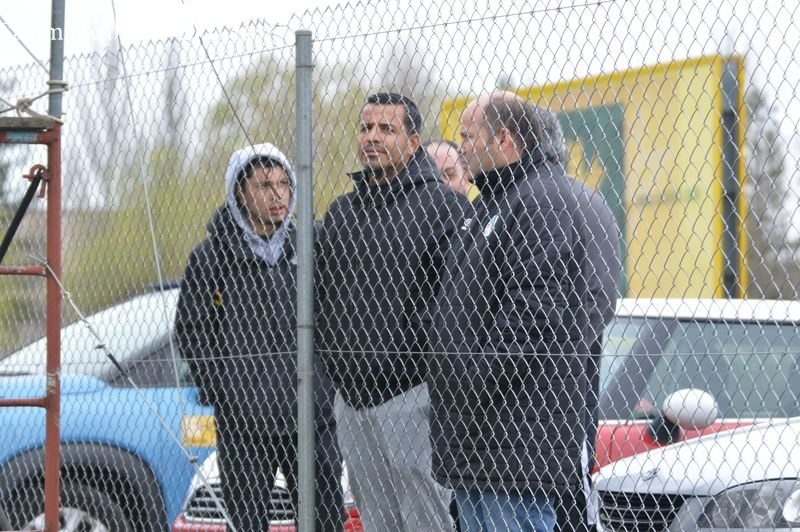 Diego Benito se prueba en un entrenamiento del Salamanca UDS marcado por la presencia de Lovato