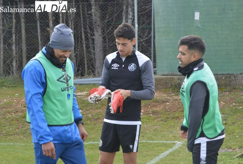 Télles, baja en el Salamanca UDS para la final de las finales