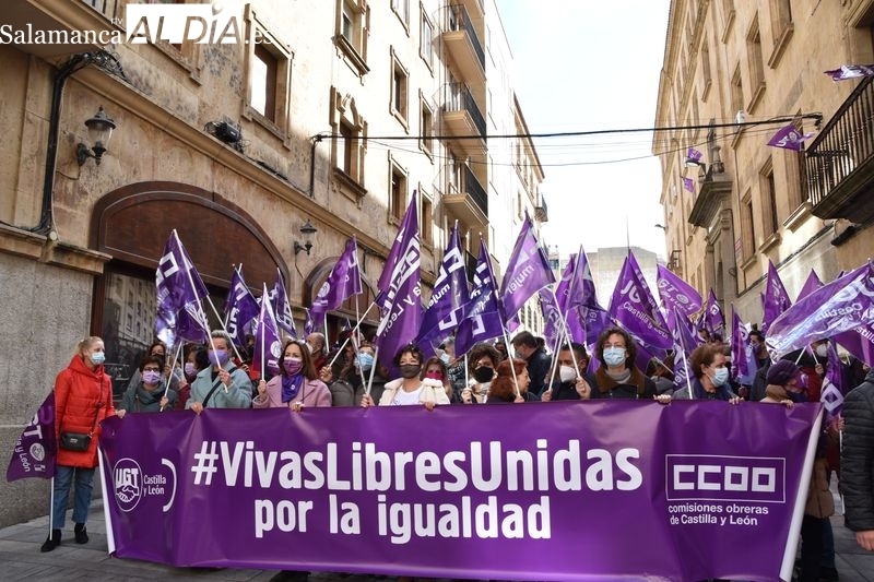 Vivas, libres, unidas por la igualdad, la manifestación de UGT y CCOO