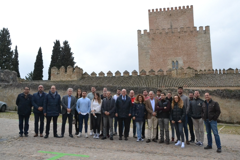 Técnicos cooperativistas de Castilla y León mantienen un encuentro en el Parador