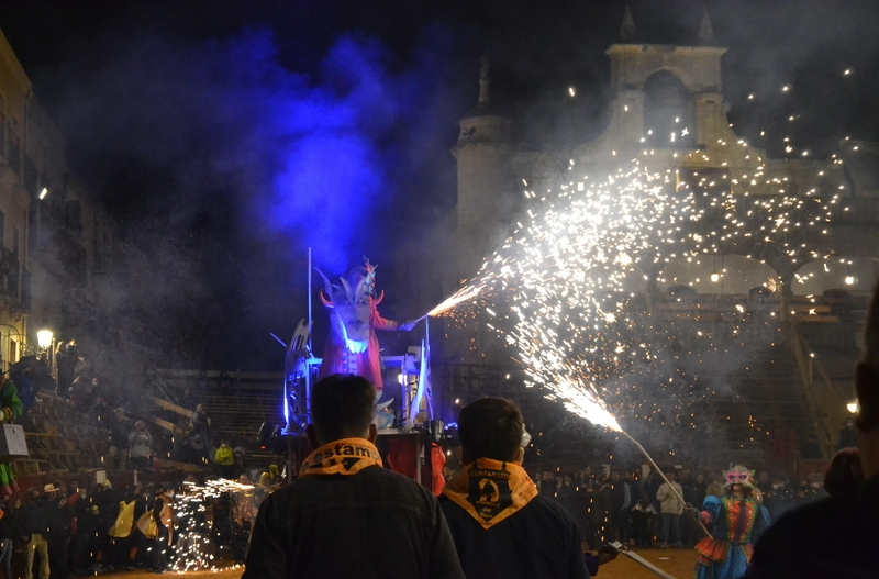Carnavaldeltoro.es regala a Ciudad Rodrigo un espectáculo pirotécnico por la concesión de los Cenizos