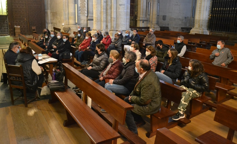 La Soledad remoza la carroza de la Virgen y prepara por si acaso unas andas con ruedas para El Sepulcro