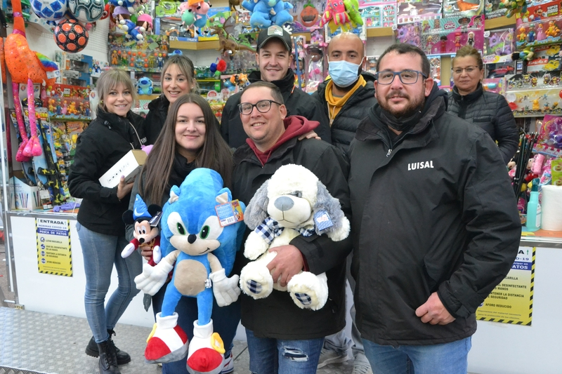 El recinto ferial, epicentro festivo en la tarde del día de Cenizos