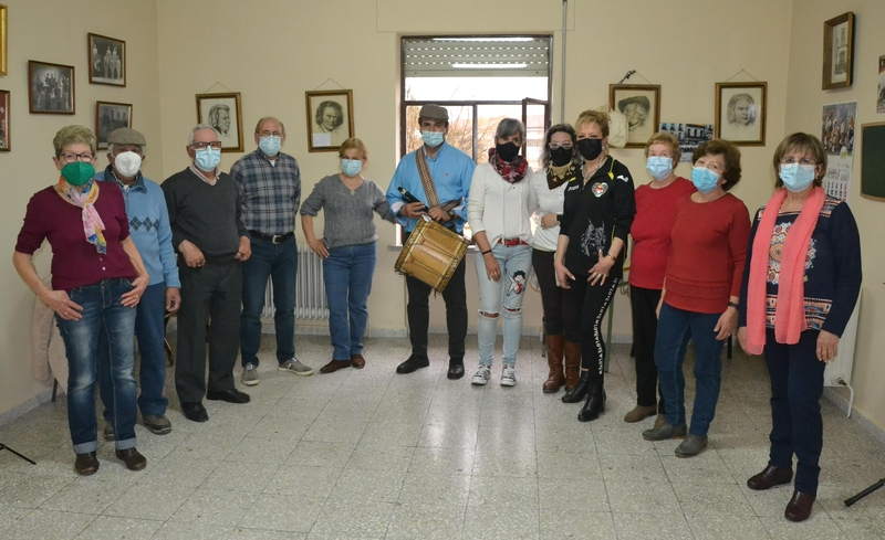 Eh, sácanos una foto: Preparando La Charrada