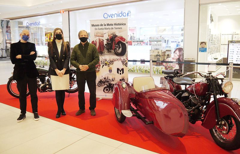 Motos históricas de 1937 y 1948 se exhiben en El Tormes