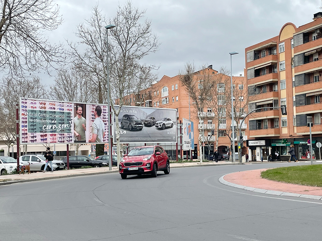Los empleados del CC El Tormes, protagonistas de la campaña de moda para esta primavera 