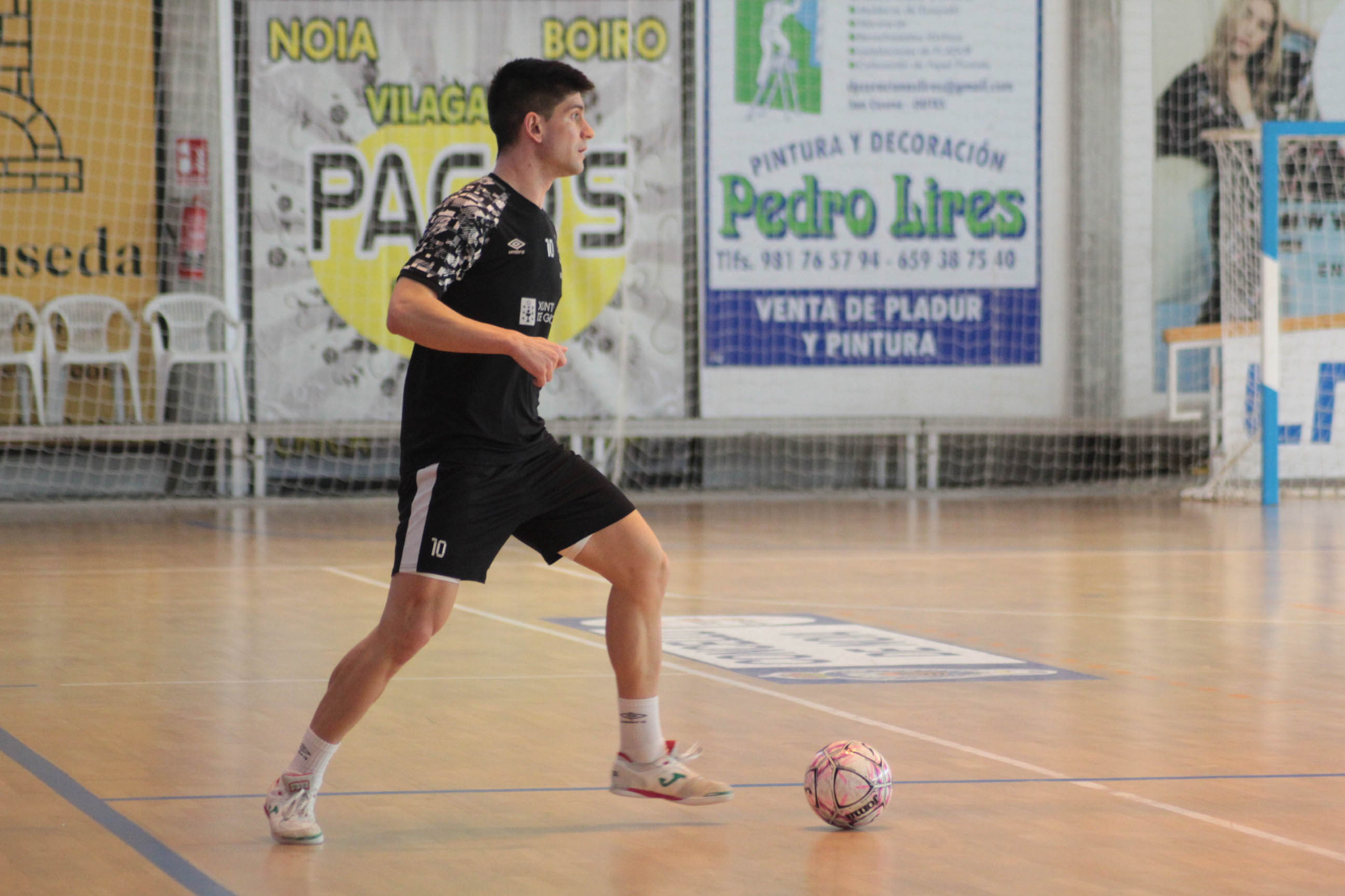 El Noia FS de Chus, a un punto de subir a Primera División