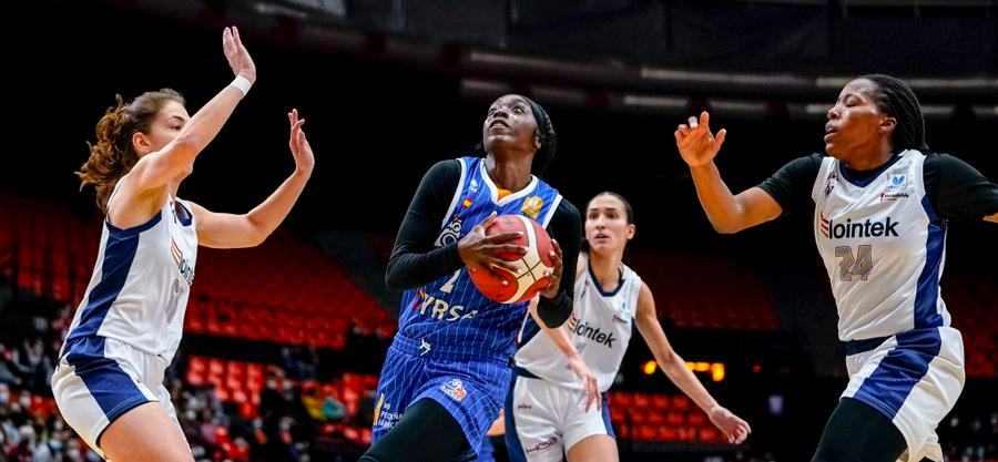 El Perfumerías Avenida se abre paso hacia la final al tumbar al Gernika (72-56)