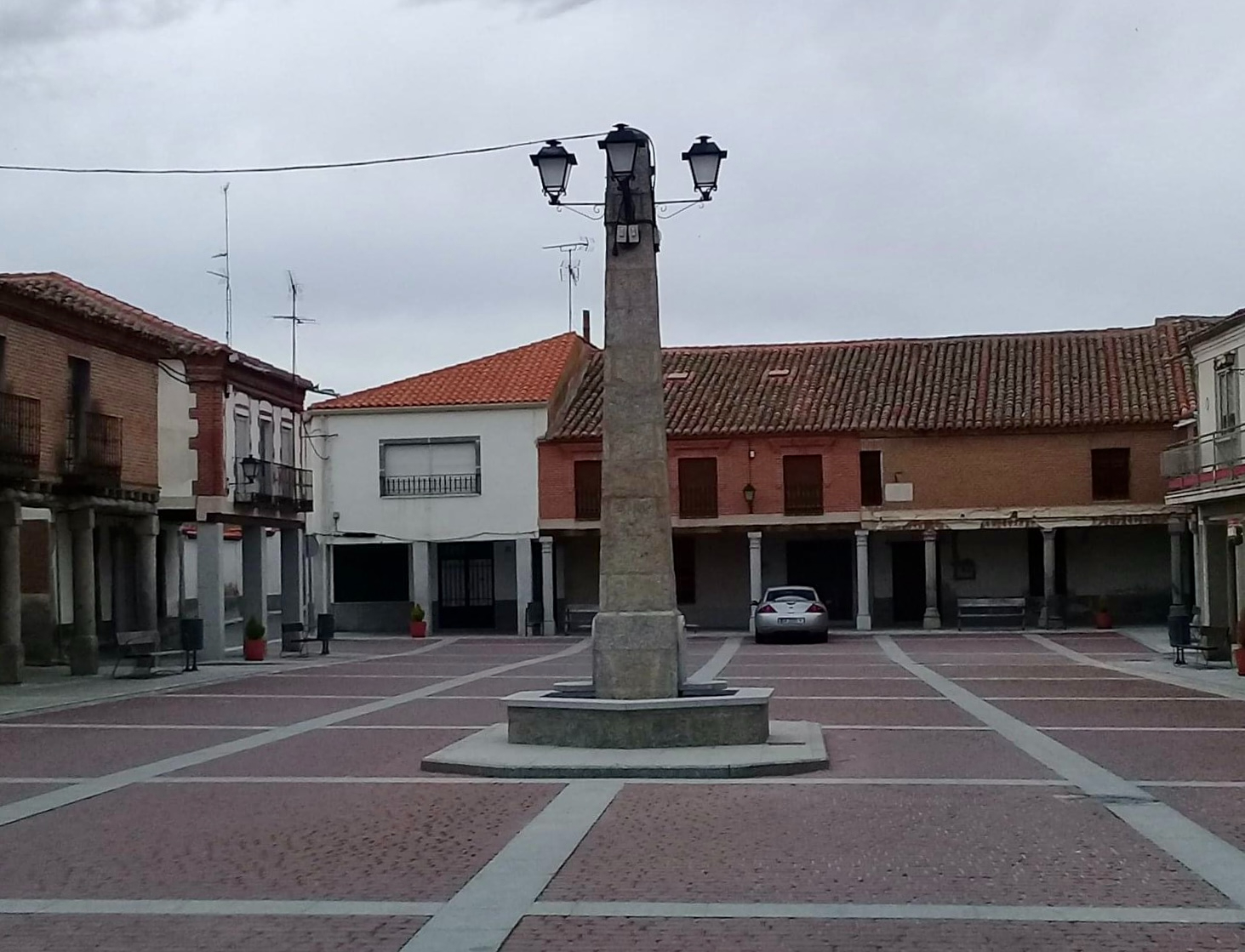 Santiago de la Puebla comienza una movilización vecinal en protesta por el cierre de la única sucursal bancaria de la localidad