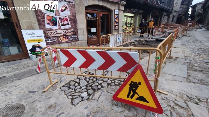 Renovación de canalizaciones de agua en La Alberca