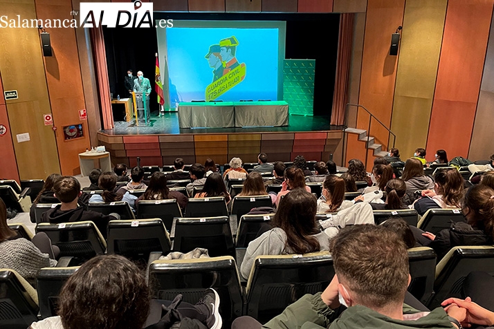 La Benemérita realza en Peñaranda el papel de la mujer en los cuerpos de seguridad a través de la mesa-coloquio Ámbito rural, mujeres y Guardia Civil 