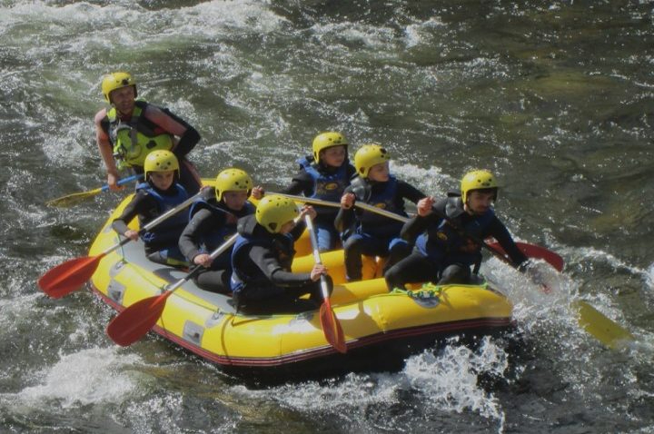 La Diputación convoca 250 plazas escolares para sus programas Multiaventura, y Deporte y Naturaleza