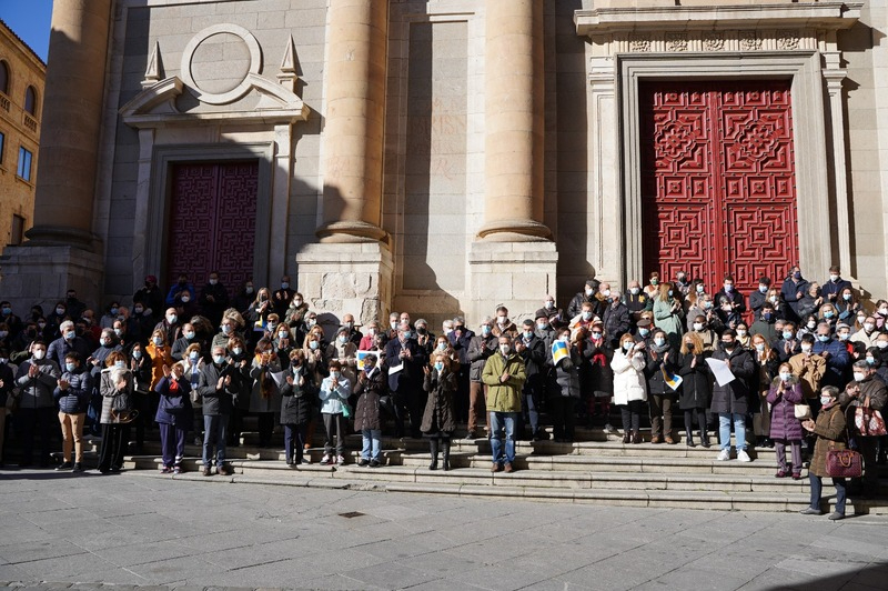 Minuto de silencio en la UPSA en apoyo al pueblo ucraniano 